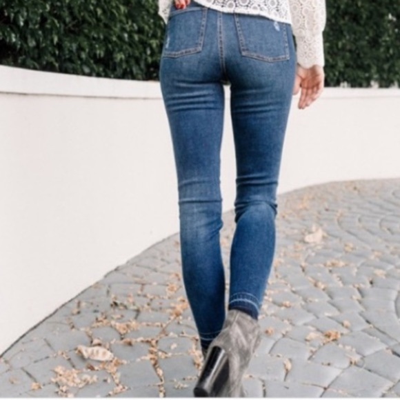 SPANX dark wash released raw hem skinny jeans jeggings Tummy smoother panel EUC - Picture 13 of 15